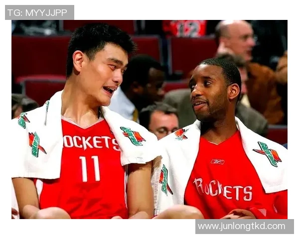 现役小姚明崛起之路：从青涩球员到篮球场上的新传奇