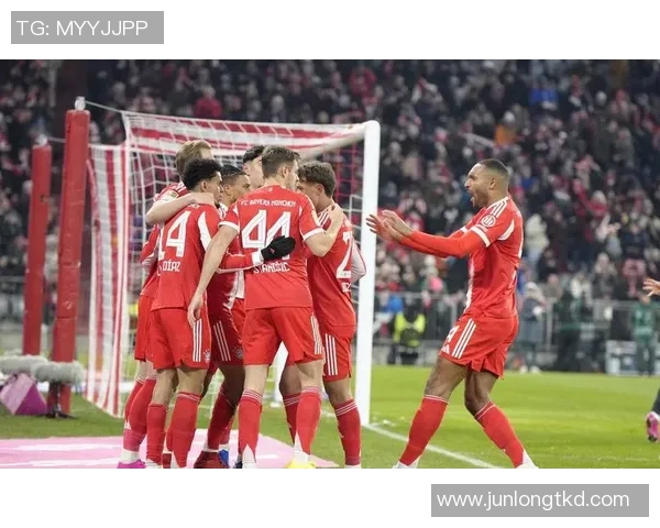 世界杯精彩对决：里昂与拜仁激战成平局战术分析引发全场热议