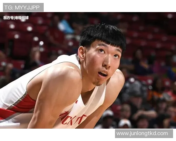 王子文与姚明的友谊故事：跨越篮球与演艺的精彩瞬间