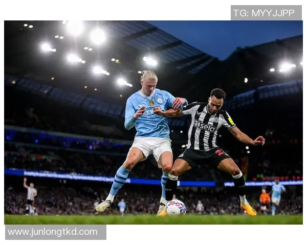 足总杯精彩对决曼城6-2战胜里昂补时进球点燃全场激情与战术分析 足总杯精彩对决曼城6-2战胜里昂补时进球点燃全场激情与战术分析