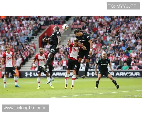 中超激战AC米兰与波尔图互交白卷神扑瞬间震撼全场观众 中超激战AC米兰与波尔图互交白卷神扑瞬间震撼全场观众