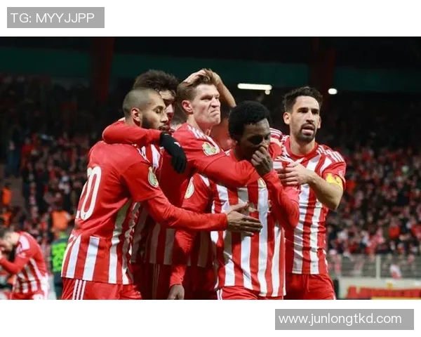 中超激战莱比锡大胜里昂点球大战引爆全场激情时刻回顾