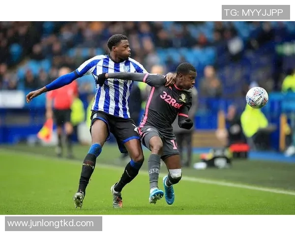 友谊赛波尔图与阿森纳战平红牌事件引发全场热议与激烈反应