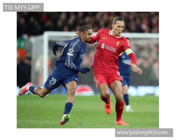 国王杯激战利物浦险胜里昂点球大战成全场焦点瞬间 国王杯激战利物浦险胜里昂点球大战成全场焦点瞬间