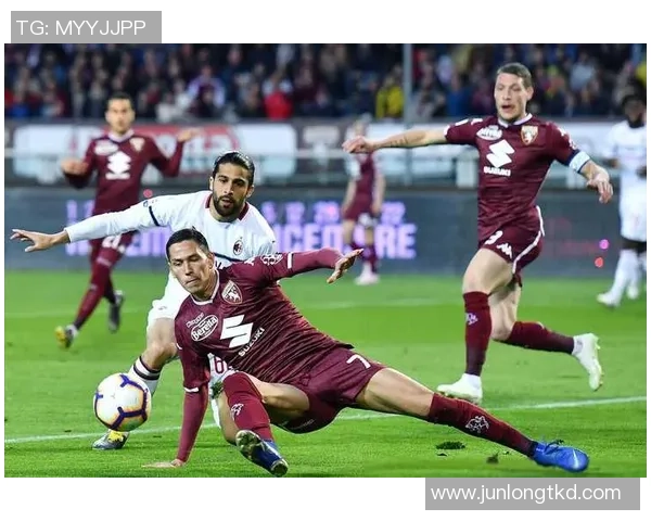 德甲精彩对决曼联大胜尤文图斯引发争议判罚热议