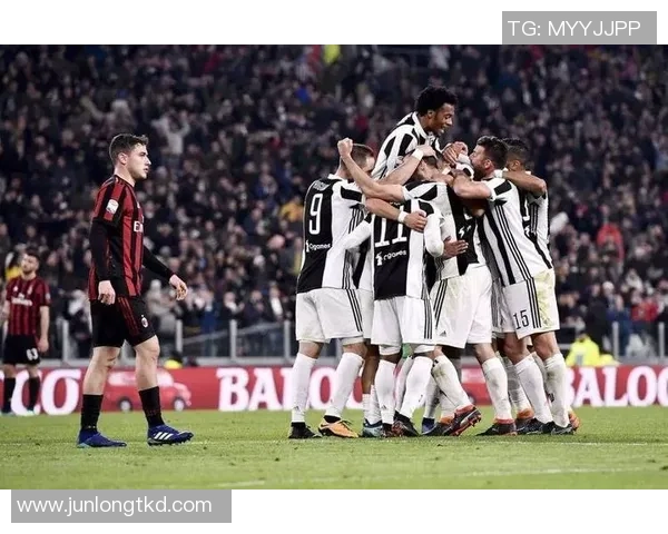 欧冠精彩对决那不勒斯逆转尤文图斯5-1引发全场狂欢与数据分析 欧冠精彩对决那不勒斯逆转尤文图斯5-1引发全场狂欢与数据分析