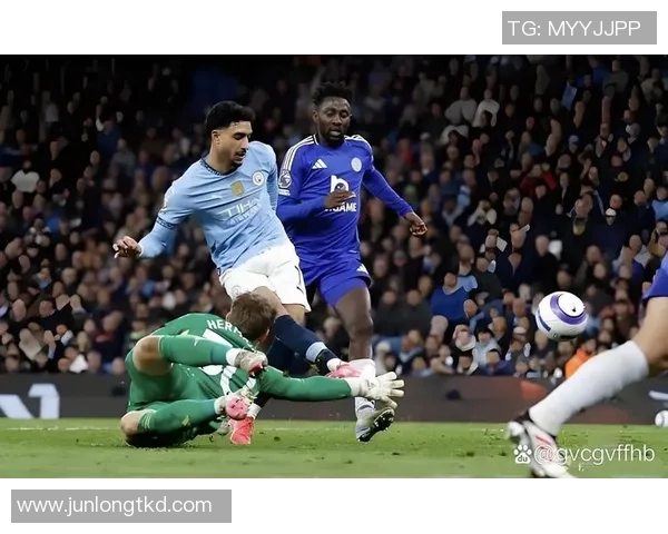 国王杯精彩对决那不勒斯逆转曼城战术解析与精彩瞬间回顾 国王杯精彩对决那不勒斯逆转曼城战术解析与精彩瞬间回顾